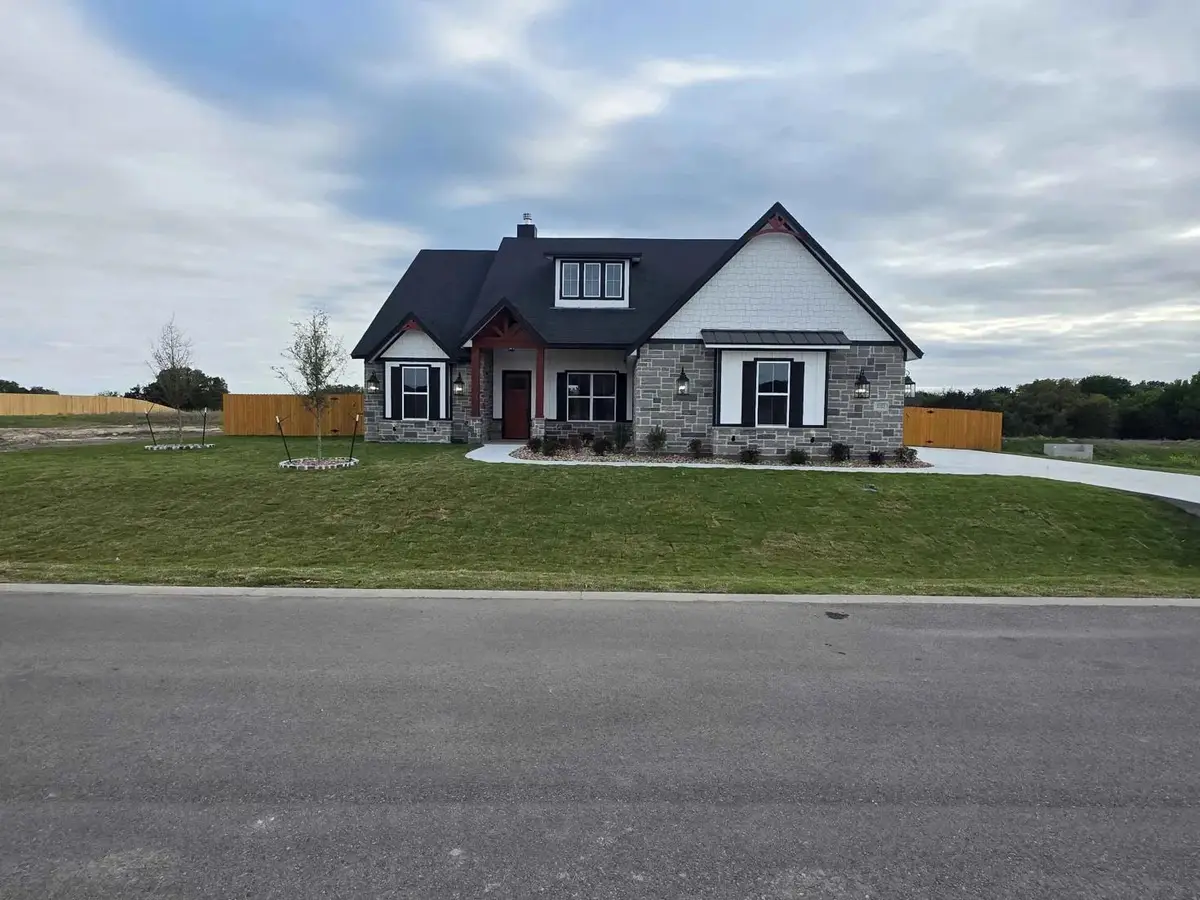 11151 Golden Eagle Ave, Salado, TX 76571 - #1