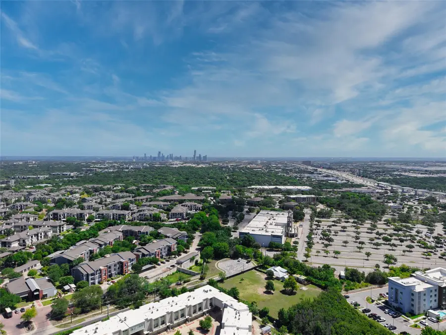 604 N Bluff Dr #247, Austin, TX 78745 - Image #2