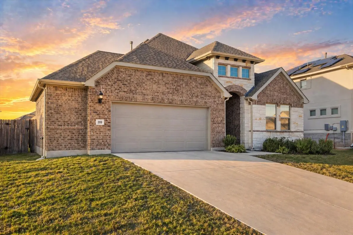 209 Rainier Dr, Kyle, TX 78640 - #1