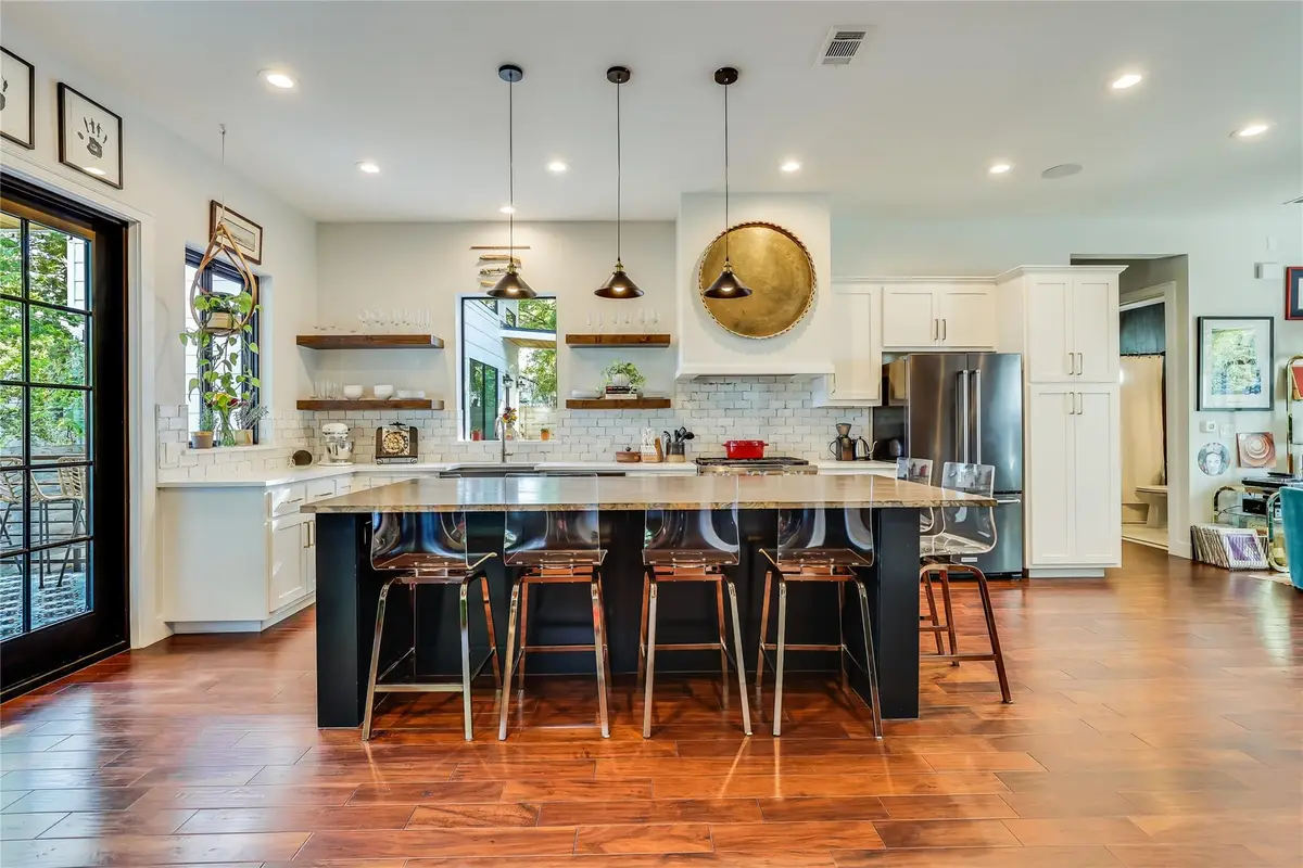 2004 E 16th St #B, Austin, TX 78702 - #1