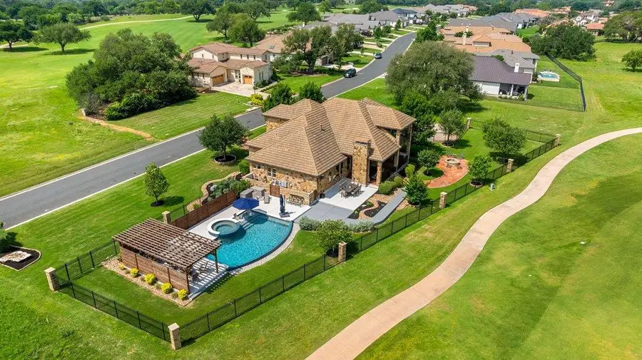 349 Cimarron Hills Trl E, Georgetown, TX 78628 - #2