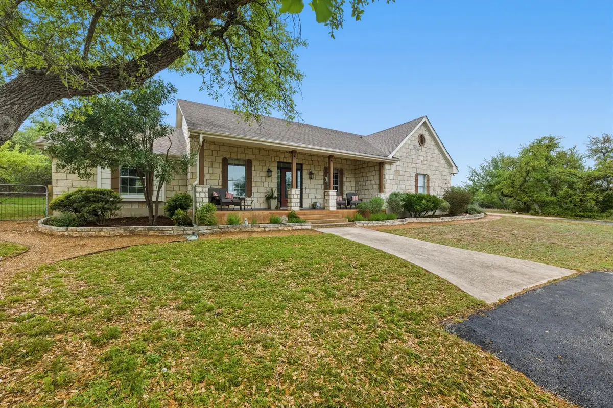 508 S Lariat Cir, Dripping Springs, TX 78620 - #1