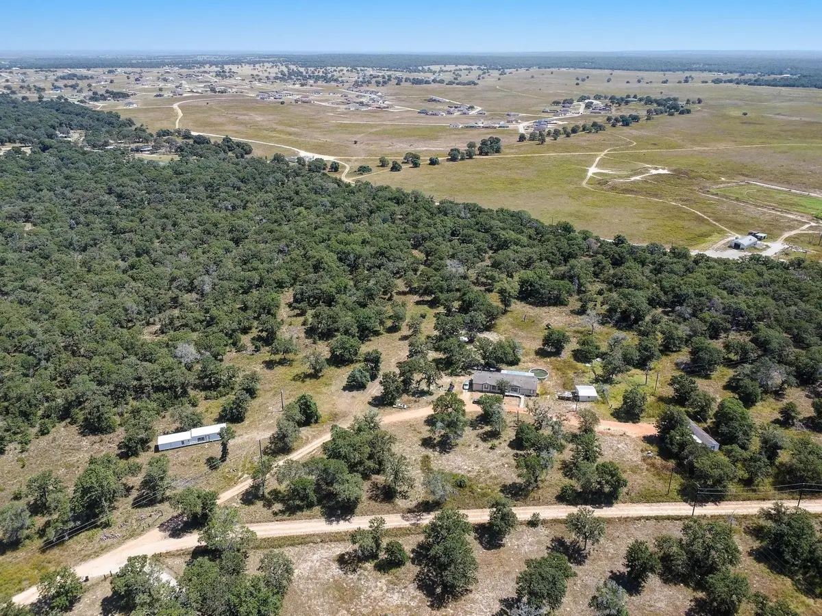 2125 Polly Ln, La Vernia, TX 78121 - #1