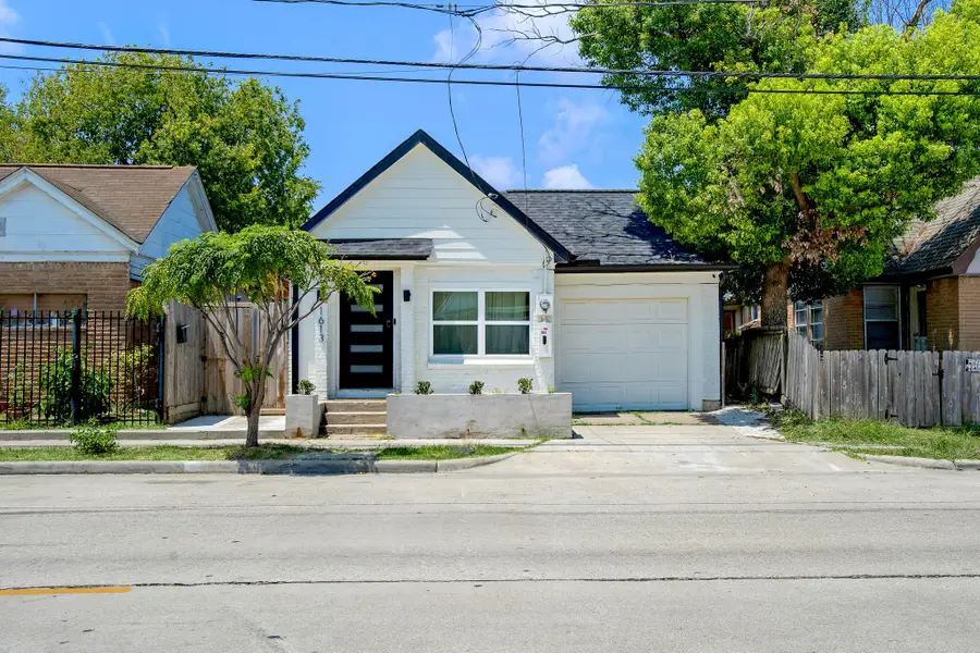 1613 N Cesar Chavez Blvd, Houston, TX 77011 - #2