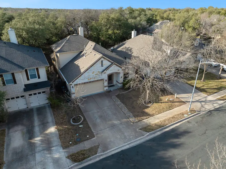 12606 Palfrey Dr, Austin, TX 78727 - Image #3