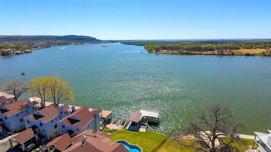 517 Reynolds St, Kingsland, TX 78639 - #3