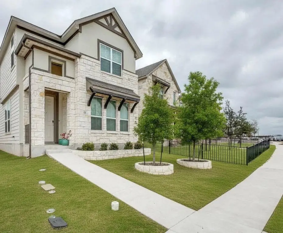 236 Lost Mine Peak Ln, Dripping Springs, TX 78620 - #1