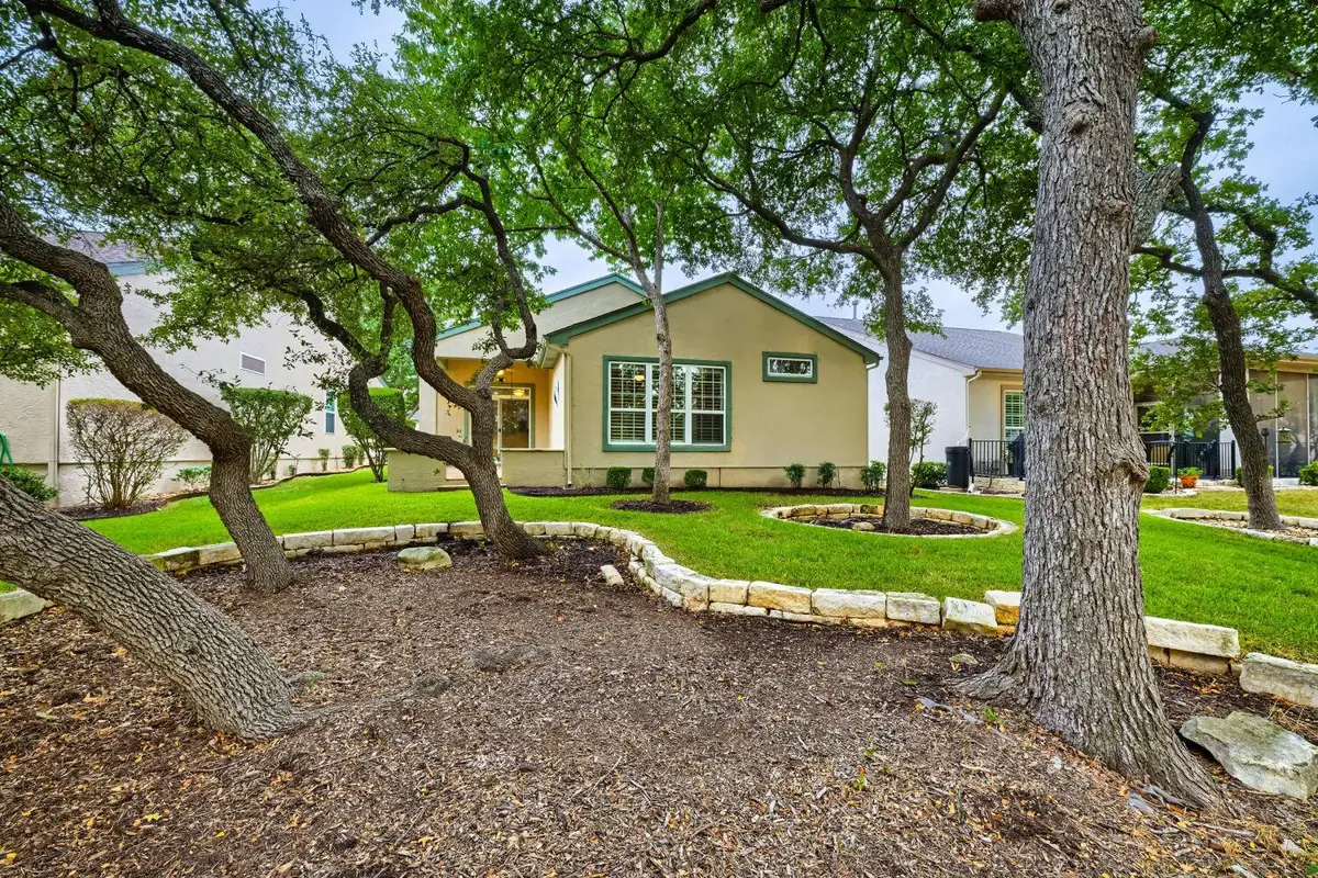 532 Farm Hill Dr, Georgetown, TX 78633 - #1