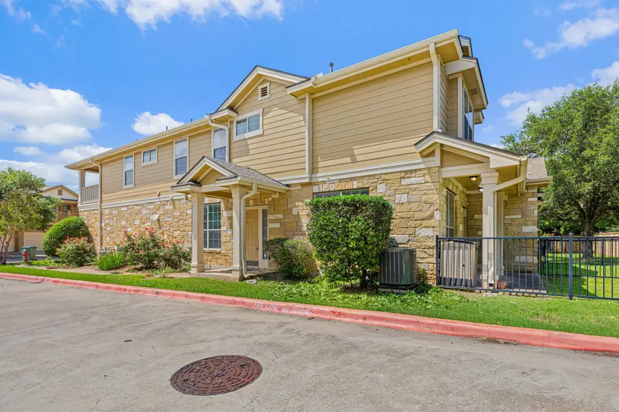 16100 S Great Oaks Dr #1302, Round Rock, TX 78681 - #3
