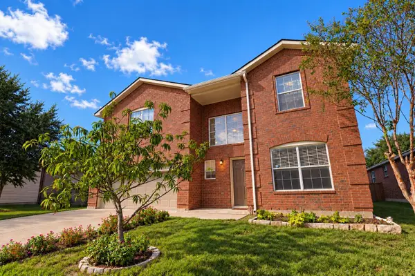 203 Pheasant Trl, Bastrop, TX 78602