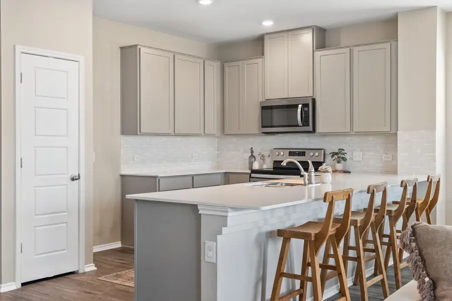 7504 Groundhog Way, Austin, TX 78744 - Image #3