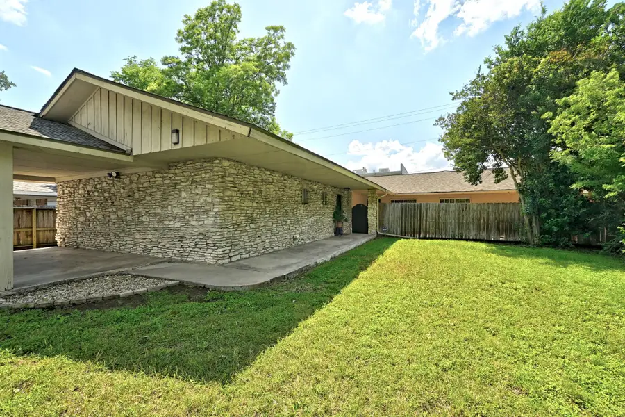 8204 Exmoor Dr, Austin, TX 78757 - #2