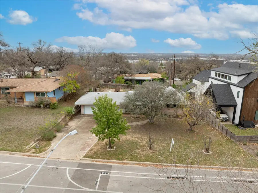 1710 Woodland Ave, Austin, TX 78741 - #3