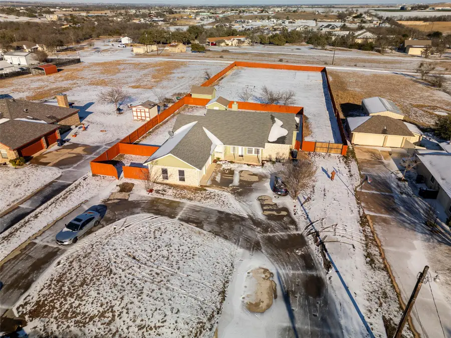 80 Family Cir, Hutto, TX 78634 - #2