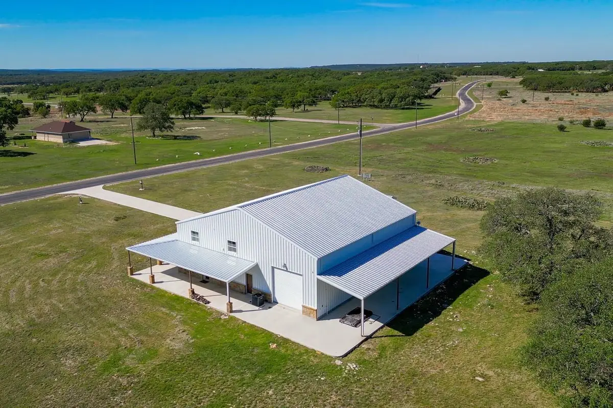 224 Blackbuck Ridge Dr, Lampasas, TX 76550 - #1