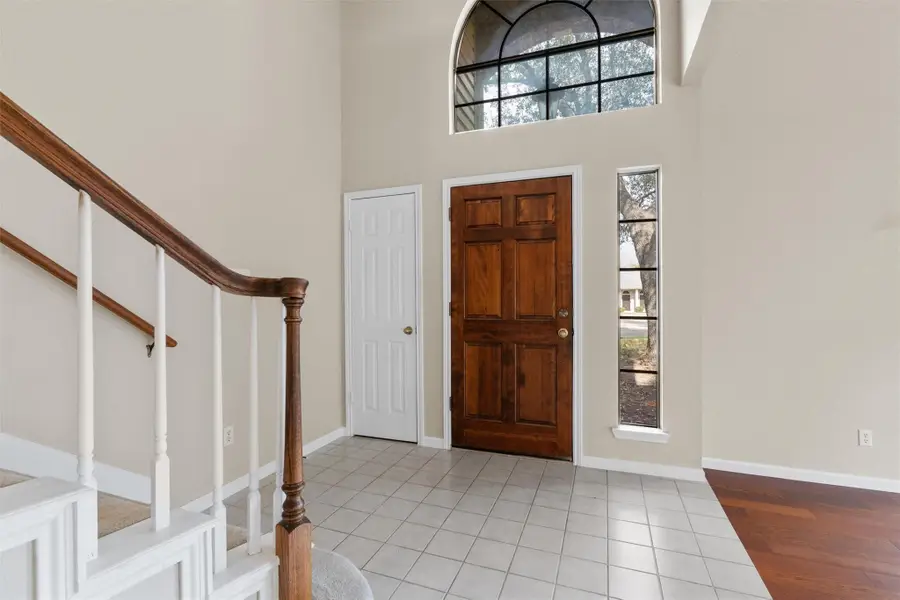 7902 Cahill Dr, Austin, TX 78729 - #2