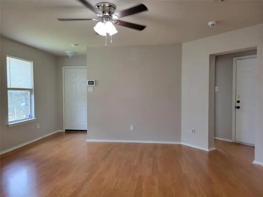 1005 Burgess Dr, Leander, TX 78641 - #3