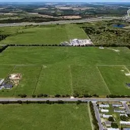 551 Silent Valley Rd, Lockhart, TX 78644 - #2