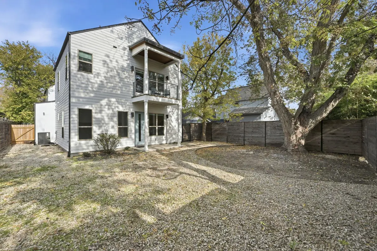 2811 Garwood Unit B St, Austin, TX 78702 - Image #1