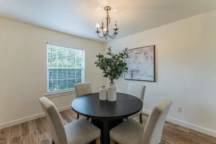 203 Wegstrom St, Hutto, TX 78634 - #2