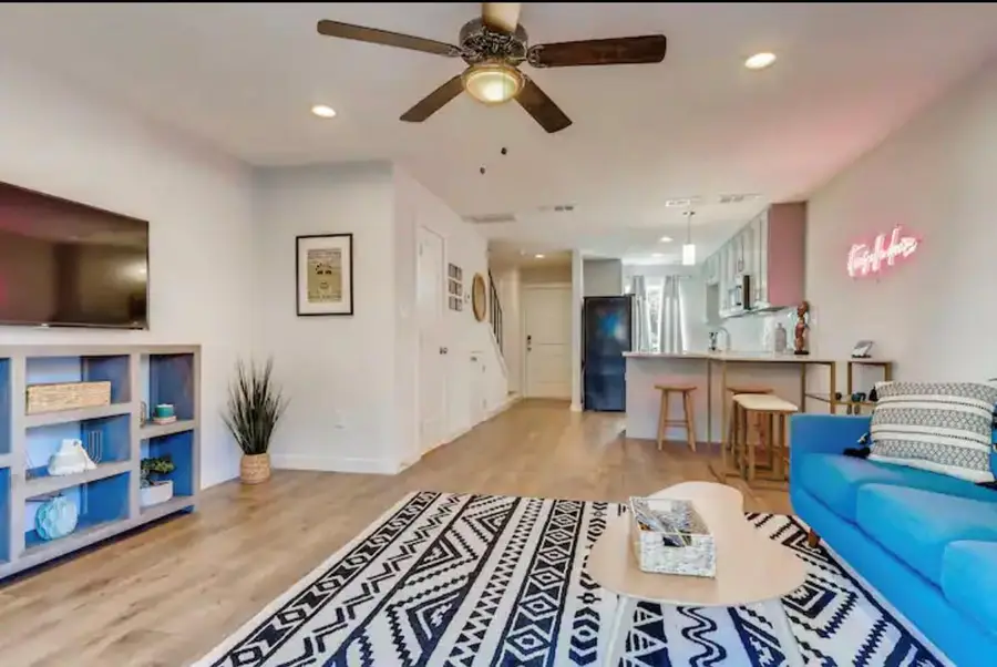 3810 Southway Dr #102, Austin, TX 78704 - #3