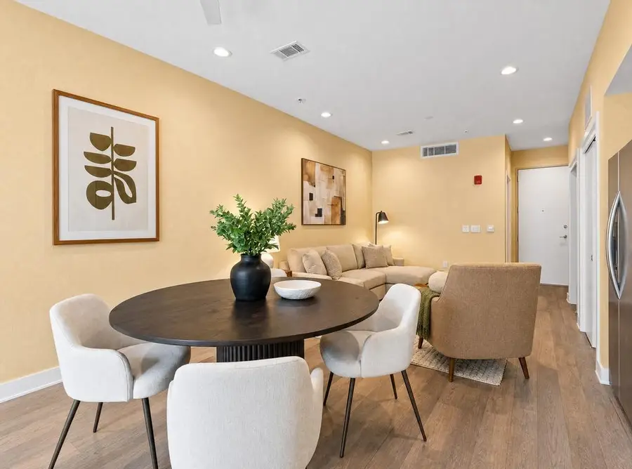 1800 E 4th St #223, Austin, TX 78702 - #2
