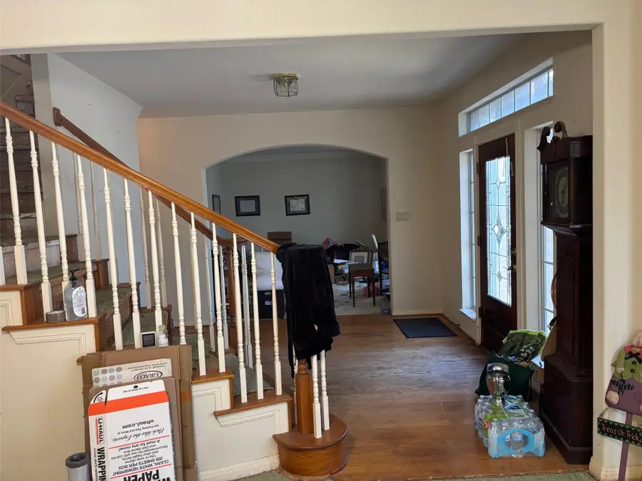 7516 Orrick Dr, Austin, TX 78749 - Image #2