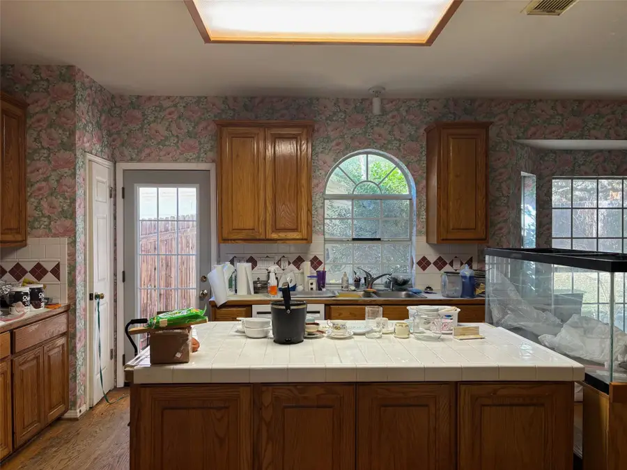 7516 Orrick Dr, Austin, TX 78749 - Image #3