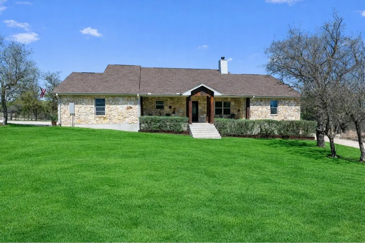 835 Sunny Slope Rd, Liberty Hill, TX 78642 - #1