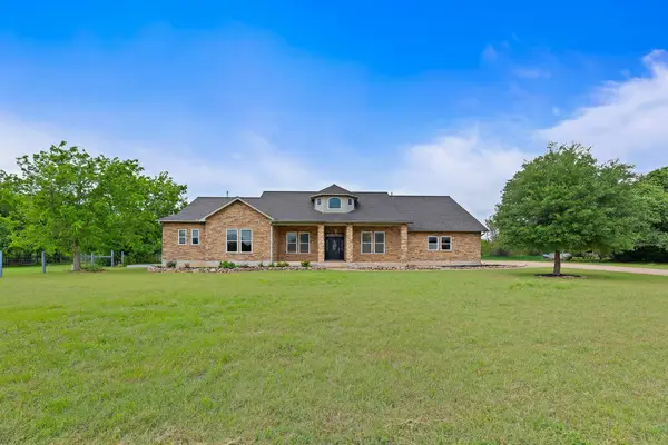 221 Mustang Mesa, Liberty Hill, TX 78642