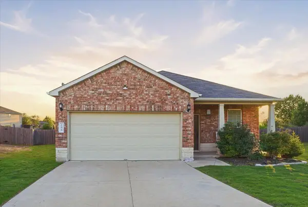 244 Martha Dr, Buda, TX 78610