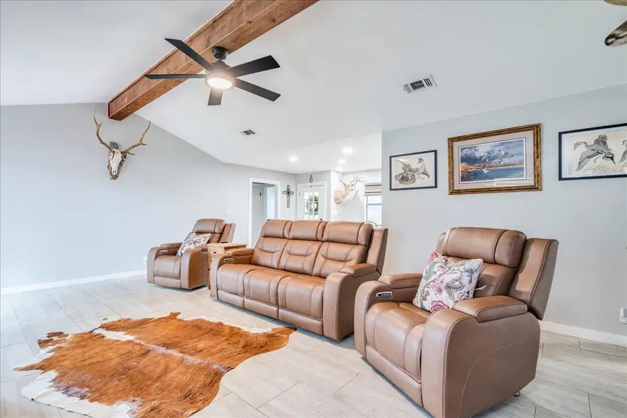 104 Clear Springs Rd, Georgetown, TX 78628 - #3