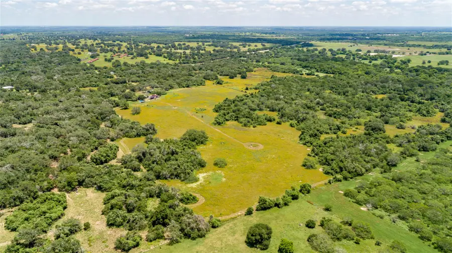 9393 Us Highway 87 E, Smiley, TX 77994 - #2