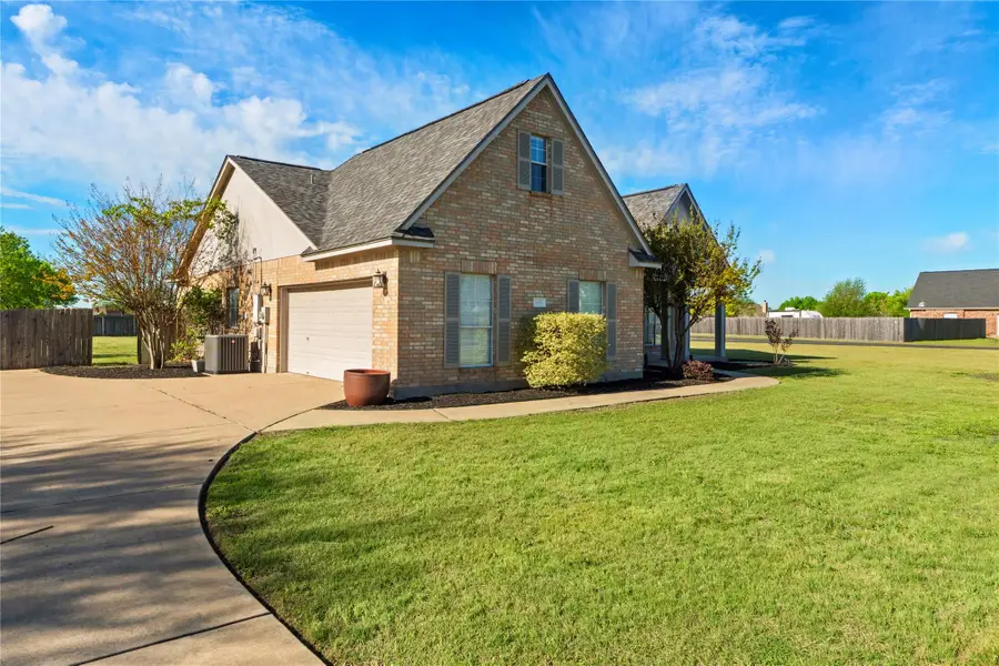400 Rio Grande Ave, Hutto, TX 78634 - #3