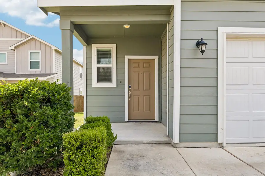 4318 Admirals Bnd, Converse, TX 78109 - #2