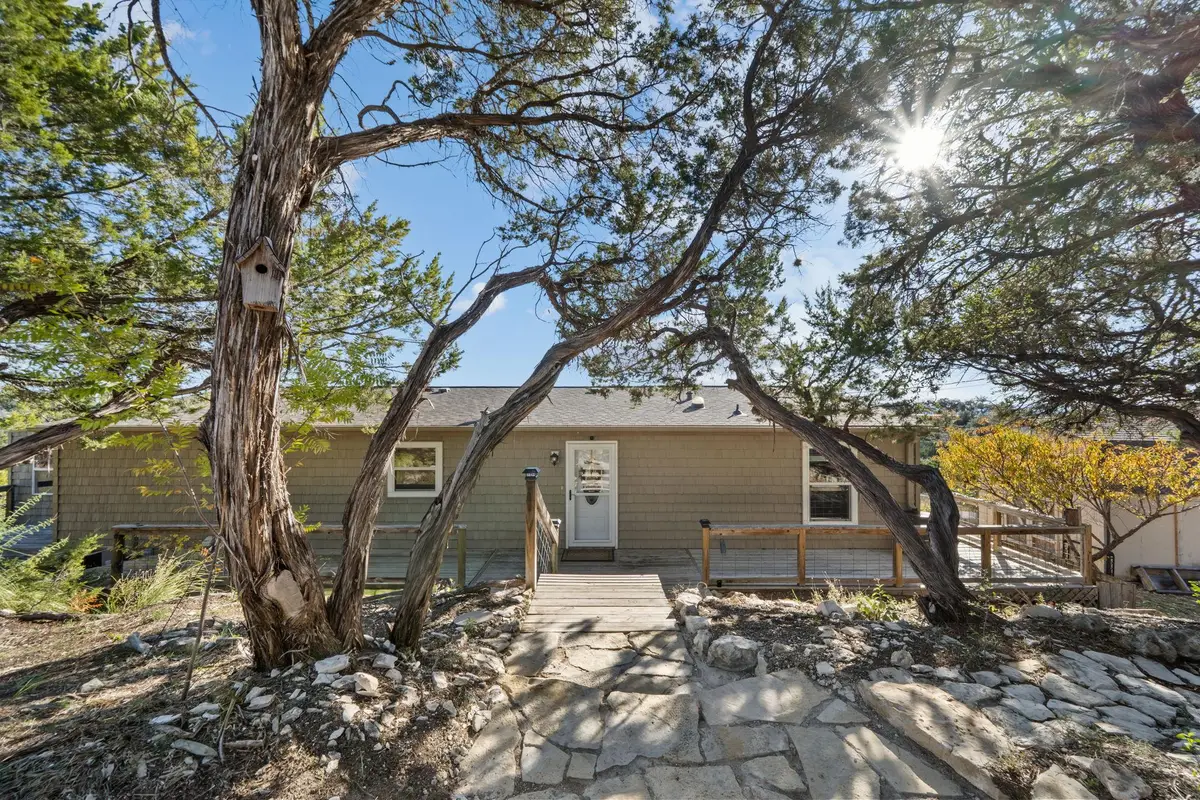 28609 Paradise Manor Dr, Marble Falls, TX 78654 - Image #1