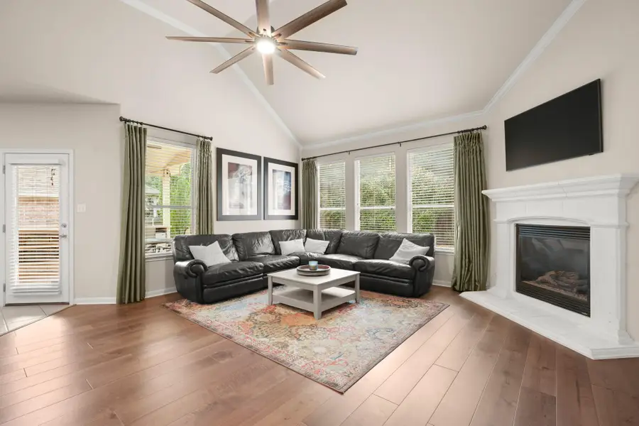 606 Victoria Dr, Cedar Park, TX 78613 - #3