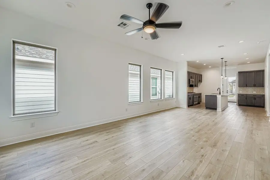 337 Orleanian Dr, Buda, TX 78610 - Image #3