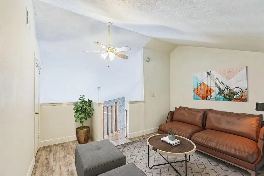 2500 Burleson Rd #321, Austin, TX 78741 - Image #3