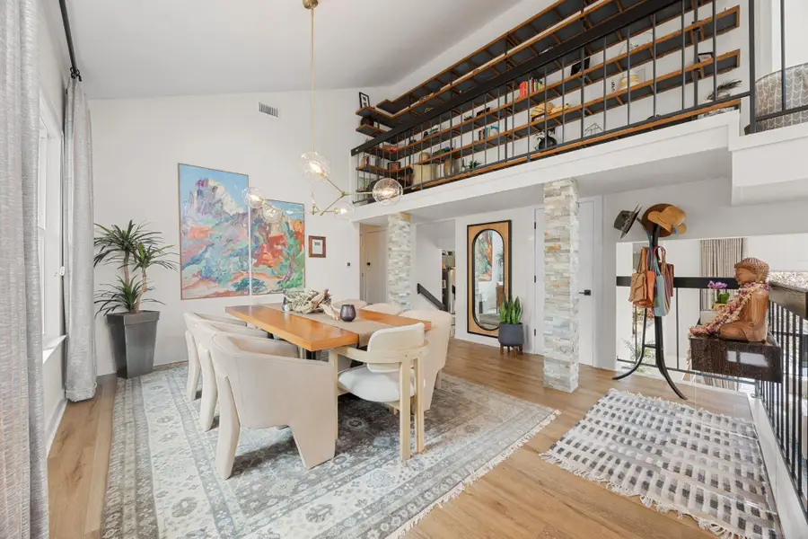 7643 Parkview Cir, Austin, TX 78731 - Image #3