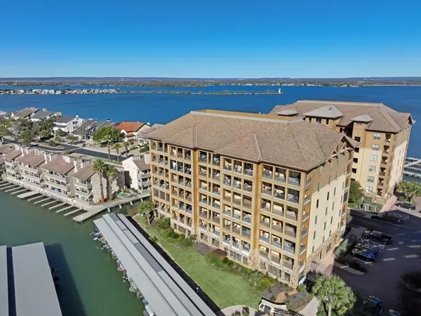 1000 The Cape Rd #33, Horseshoe Bay, TX 78657