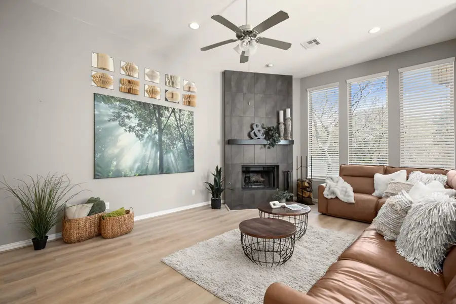 304 Fort Cobb Way, Georgetown, TX 78628 - #3