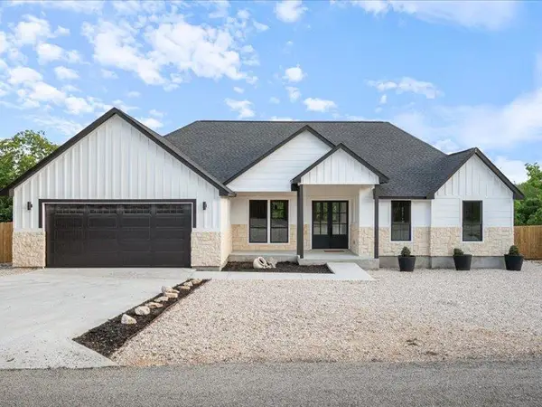 35 Whistling Wind Ln, Wimberley, TX 78676