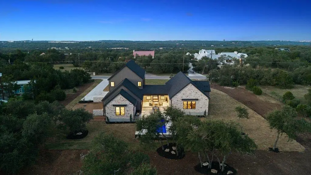 9207 Zyle Rd, Austin, TX 78737 - #1