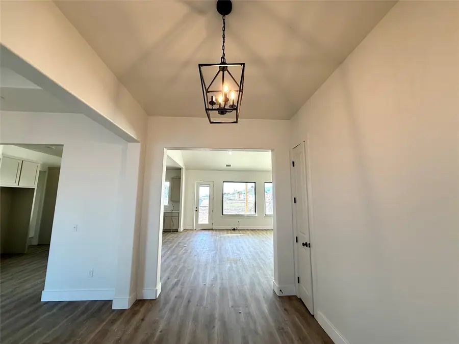 11060 Eagle Walk Blvd, Salado, TX 76571 - Image #2