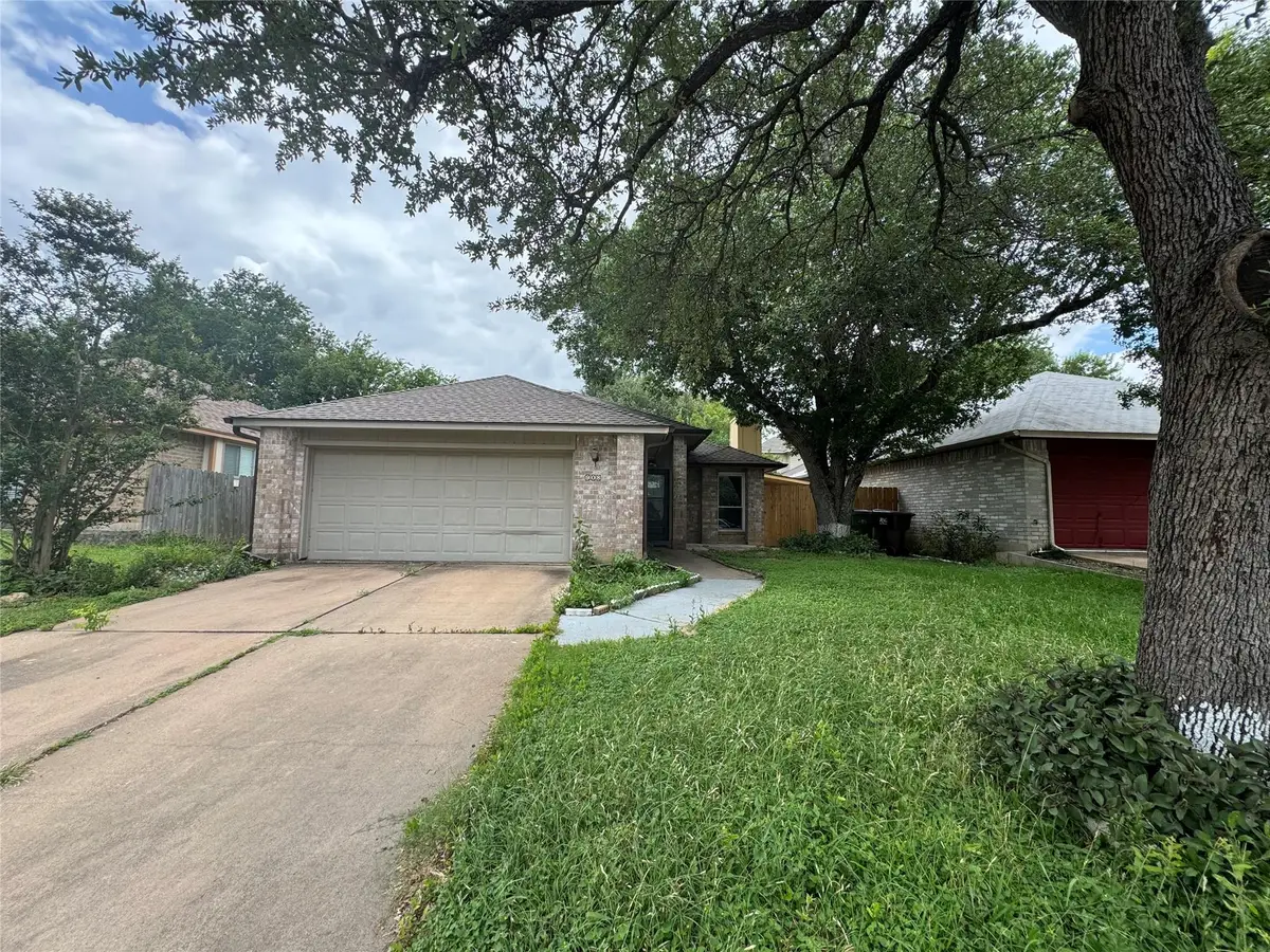 908 Saunders Dr, Round Rock, TX 78664 - #1