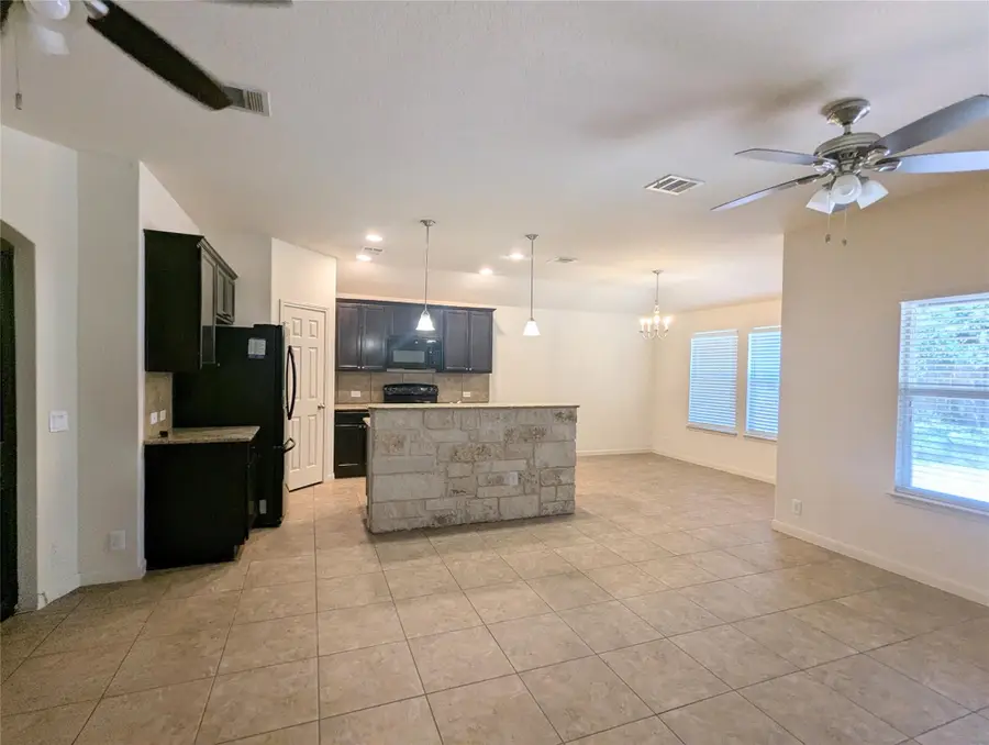 129 Park Ln, San Marcos, TX 78666 - #3