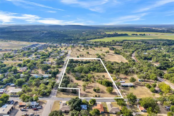 603 E Pecan St, Burnet, TX 78611