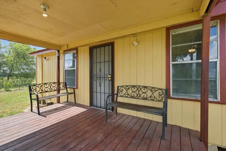 7033 Fm County Road 957, Schulenburg, TX 78956 - #3
