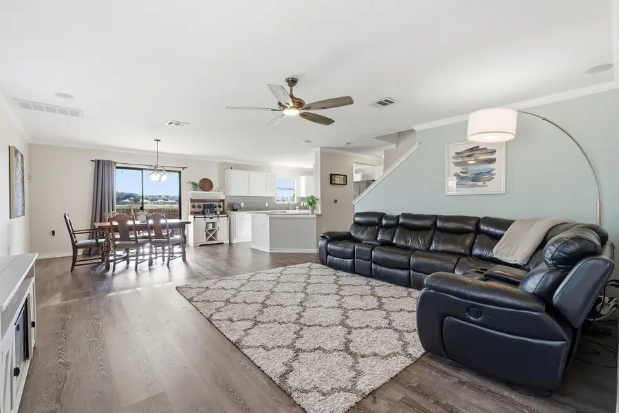 6621 Quinton Dr, Austin, TX 78747 - Image #2